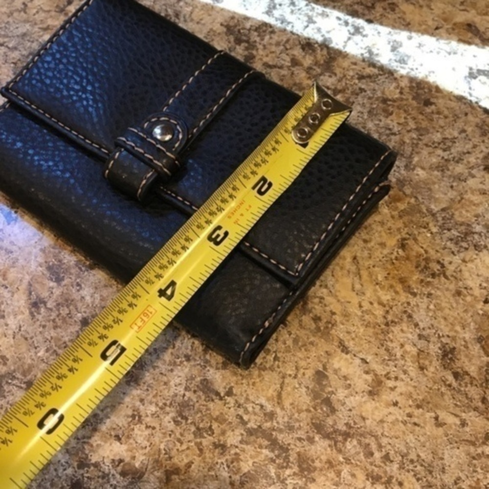 Relic Wallet Black Like New - Picture 5 of 12
